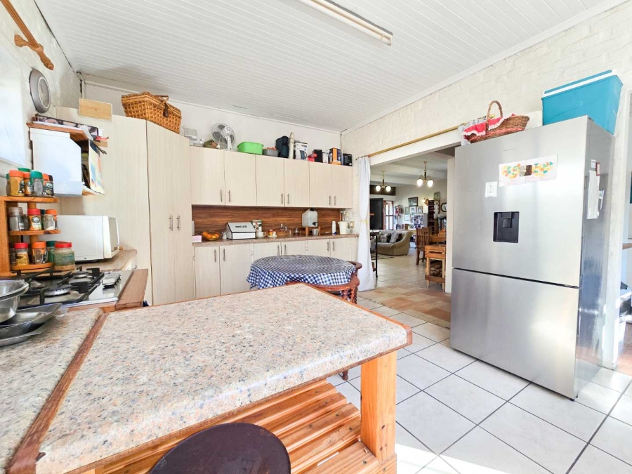 4 Bedroom Property for Sale in Stilbaai Oos Western Cape